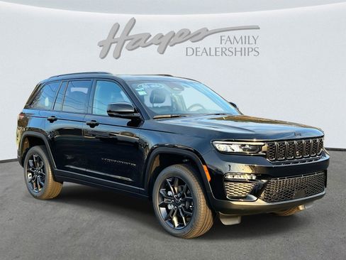 New 2025 Jeep Grand Cherokee Limited image 2