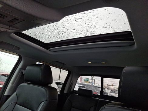 Used 2017 Chevrolet Silverado 1500 LTZ Z71 w/ LTZ Plus Package image 15