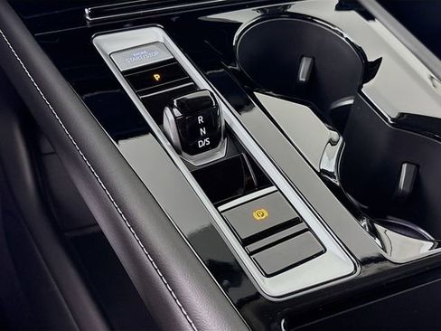 New 2026 Volkswagen Atlas SE image 17