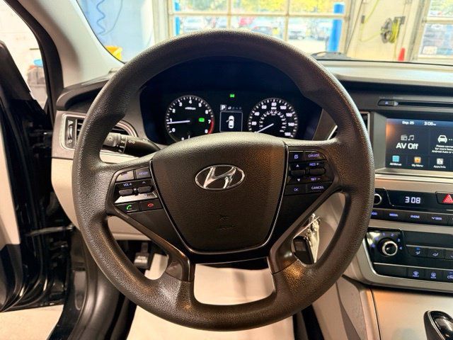 Used 2016 Hyundai Sonata Sport FWD image 10