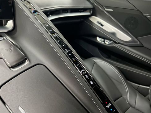 Used 2025 Chevrolet Corvette Stingray Coupe w/ Z51 Performance Package image 16