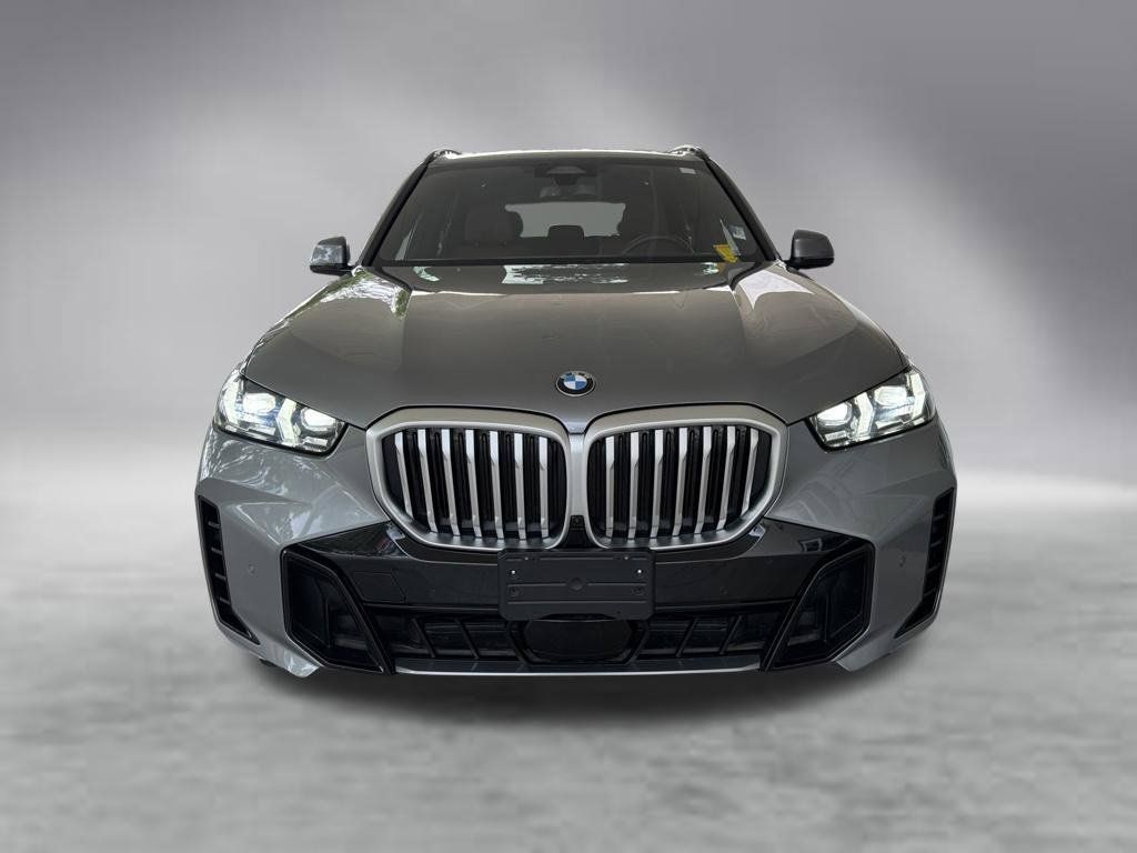 Used 2026 BMW X5 sDrive40i w/ M Sport Package RWD image 14