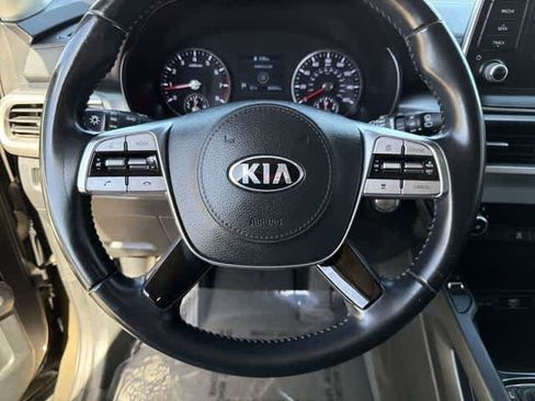 Used 2020 Kia Telluride S w/ S 8 Passenger Seating Package image 21