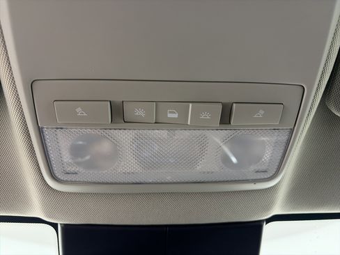 Used 2020 Buick Encore Preferred w/ Safety Package image 29