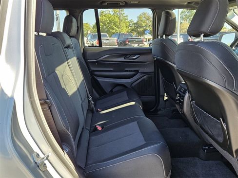 Certified 2025 Jeep Grand Cherokee Laredo X w/ Luxury Tech Group I image 14