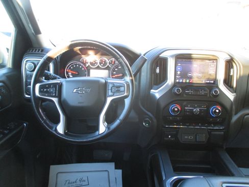 Used 2020 Chevrolet Silverado 1500 RST image 11