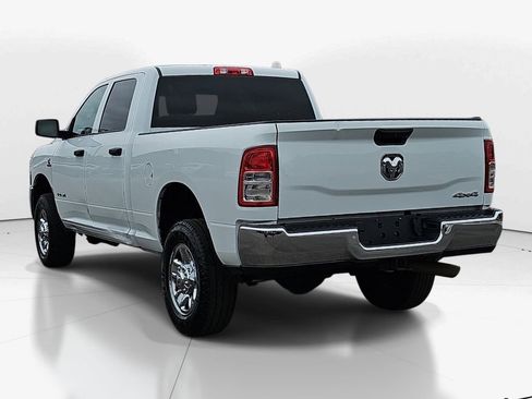 Used 2022 RAM 2500 Tradesman w/ Chrome Appearance Group AWD/4WD image 7