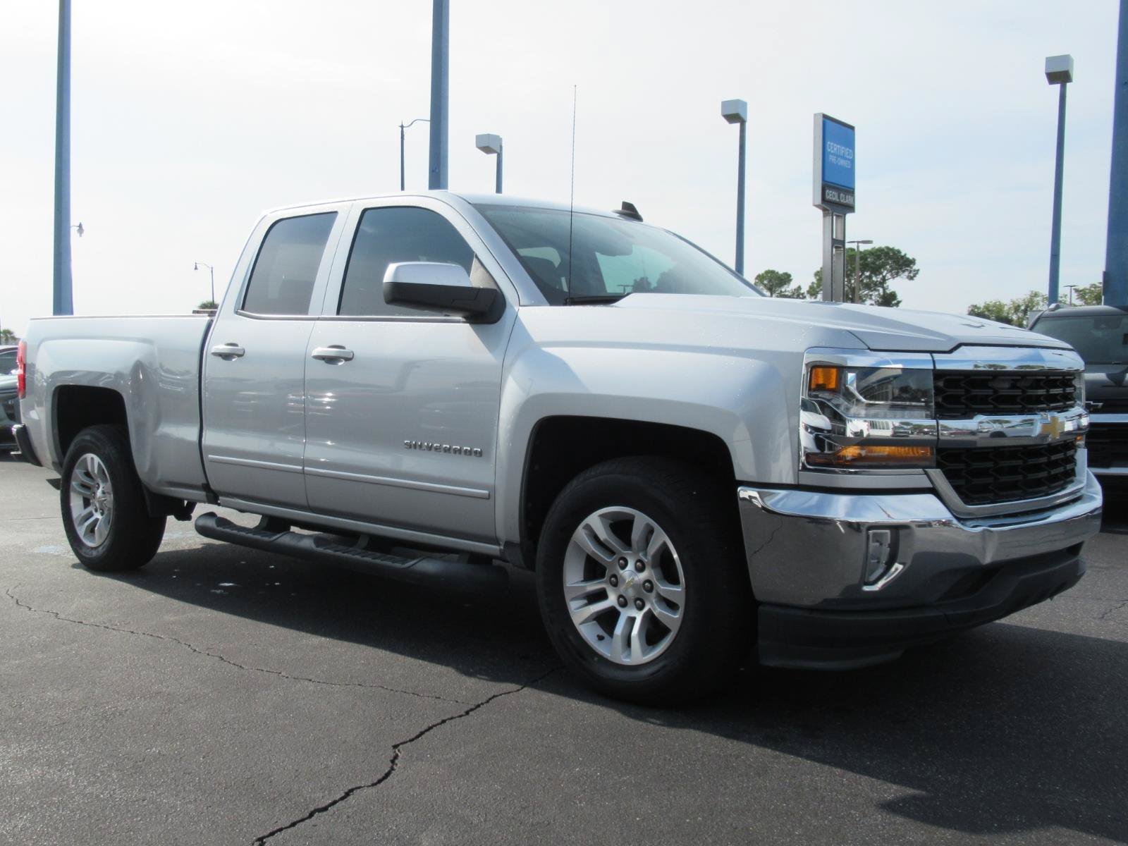 Used 2017 Chevrolet Silverado 1500 LT w/ All Star Edition RWD image 3
