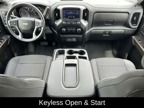 Used 2021 Chevrolet Silverado 1500 LT AWD/4WD image 11