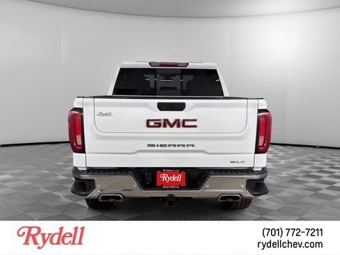 Used 2021 GMC Sierra 1500 SLT w/ SLT Premium Plus Package AWD/4WD image 4