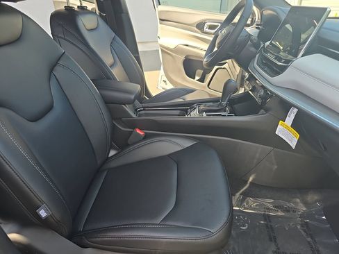 New 2026 Jeep Compass Limited AWD/4WD image 10