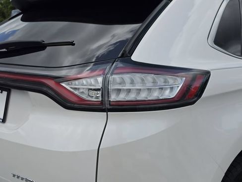Used 2016 Ford Edge Titanium w/ Equipment Group 302A FWD image 10