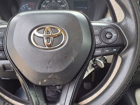 Used 2021 Toyota Corolla L FWD image 24