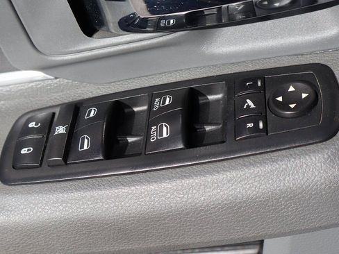 Used 2017 RAM 3500 Lone Star image 17