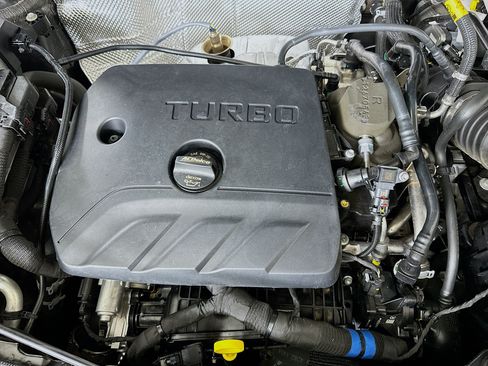 Used 2025 Buick Encore GX Preferred FWD image 31