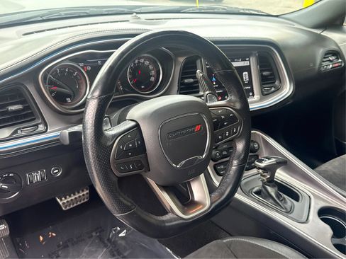 Used 2021 Dodge Challenger R/T Scat Pack RWD image 16