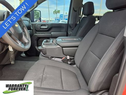 Used 2021 Chevrolet Silverado 2500 Custom w/ Custom Value Package AWD/4WD image 15