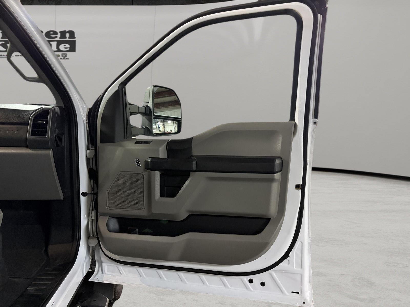 Used 2020 Ford F250 XL w/ STX Appearance Package AWD/4WD image 19