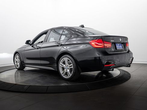Used 2017 BMW 340i xDrive Sedan AWD/4WD image 5