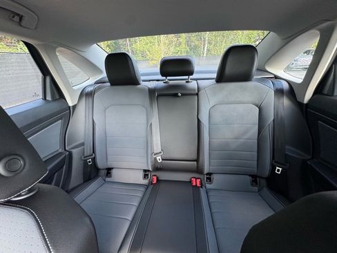 New 2025 Volkswagen Jetta SE image 34