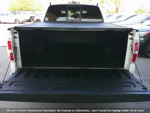 Used 2014 Ford F150 Lariat w/ Lariat Chrome Package image 9