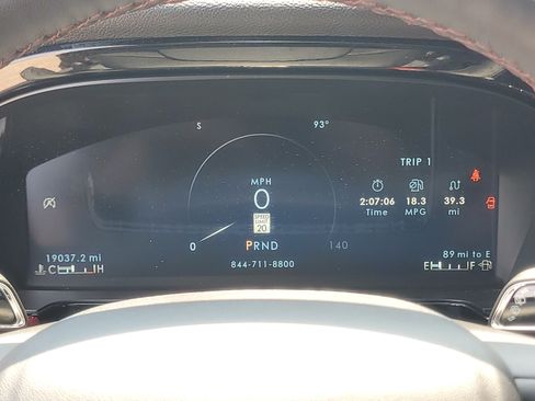 Used 2024 Lincoln Corsair Reserve w/ Equipment Group 201A AWD/4WD image 15
