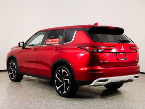 Used 2022 Mitsubishi Outlander SE image 7