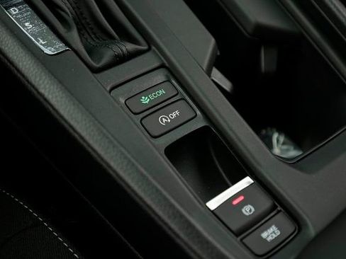 Used 2025 Honda Accord SE image 39