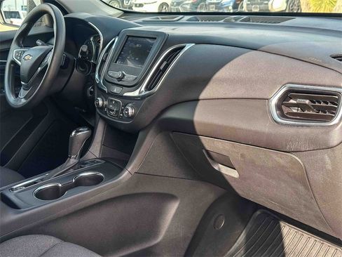 Used 2020 Chevrolet Equinox LT image 21