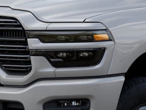New 2026 RAM 3500 Laramie AWD/4WD image 10