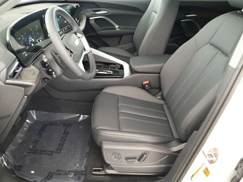 New 2025 Audi Q5 Premium image 23