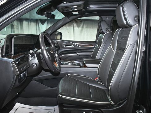 Used 2024 Cadillac Escalade ESV Premium Luxury w/ LPO, Floor Liner Package AWD/4WD image 47