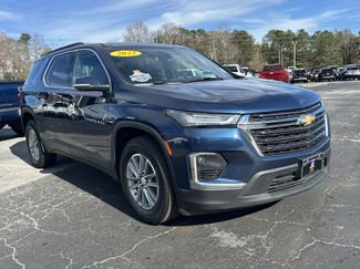 Used 2022 Chevrolet Traverse LT w/ LPO, Floor Liner Package video 2