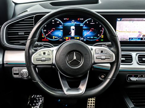 Used 2020 Mercedes-Benz GLS 580 4MATIC image 19