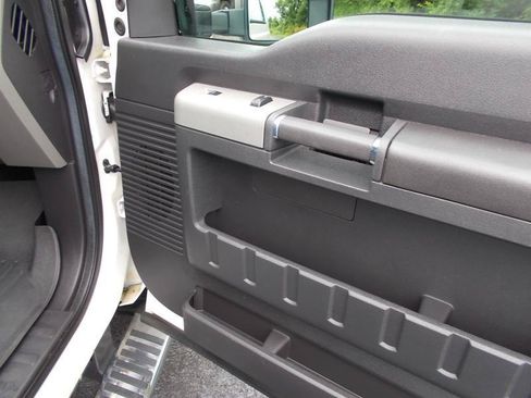 Used 2016 Ford F350 Lariat w/ Lariat Ultimate Package AWD/4WD image 26