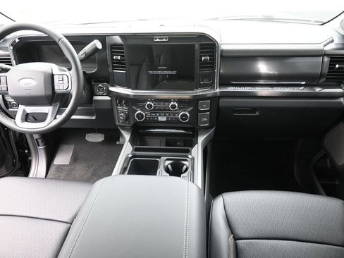 New 2026 Ford F250 Lariat w/ Black Appearance Package AWD/4WD image 28