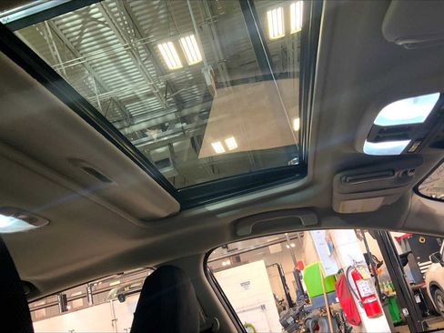 Used 2023 Subaru Impreza Premium image 13