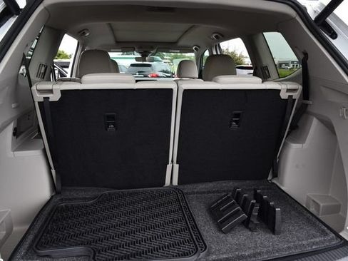 Certified 2026 Volkswagen Atlas SE w/ Panoramic Sunroof Package FWD image 26