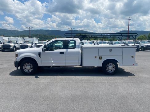 Used 2019 Ford F350 XL w/ Power Equipment Group RWD image 5
