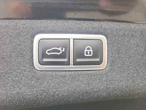 Used 2023 Genesis G70 3.3T Sport Prestige w/ Sport Prestige Package RWD image 7