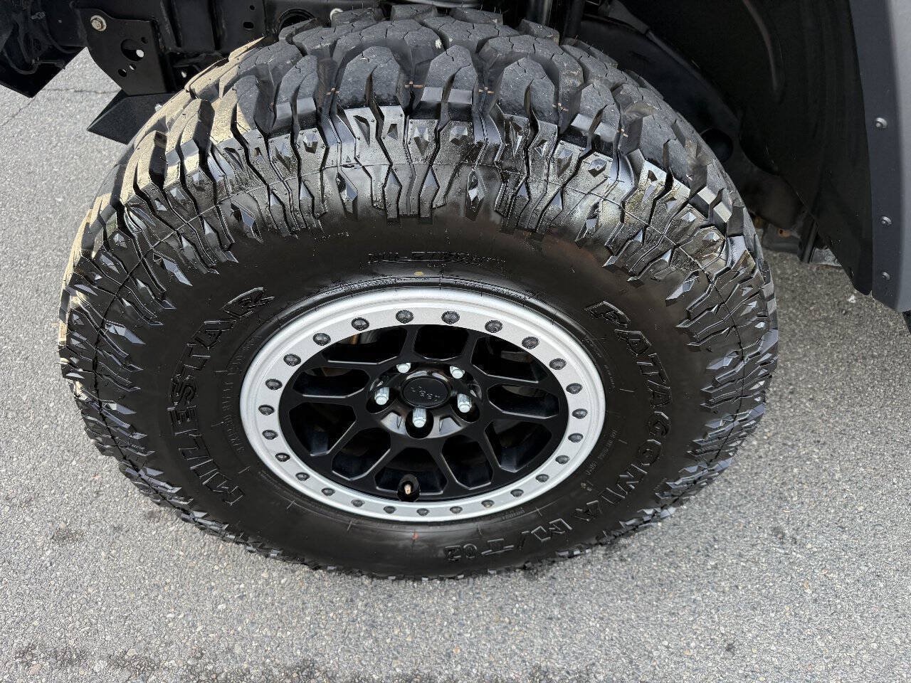 Used 2018 Jeep Wrangler Unlimited Rubicon AWD/4WD image 13