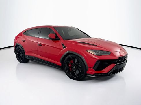 Used 2023 Lamborghini Urus Performante AWD/4WD image 3