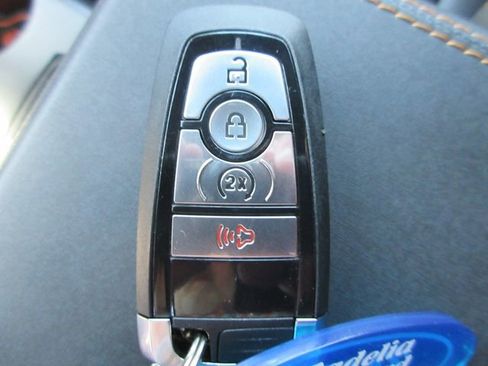 Used 2024 Ford Bronco Badlands AWD/4WD image 25