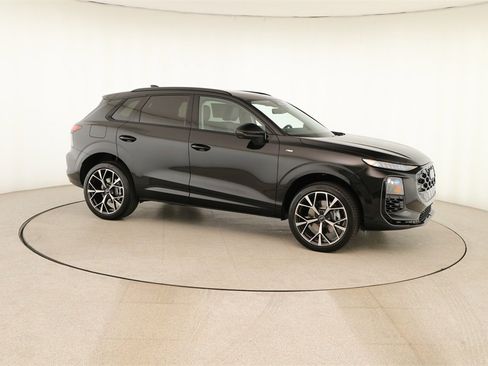 New 2026 Audi Q3 quattro 2.0T image 9