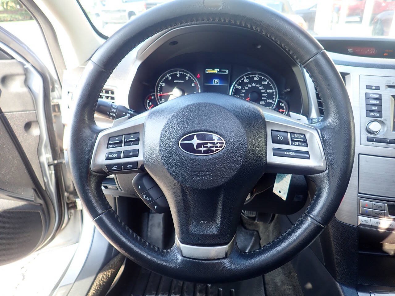 Used 2014 Subaru Outback 2.5i Limited w/ Moonroof Package AWD/4WD image 7