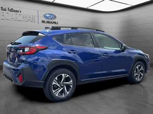Used 2024 Subaru Crosstrek 2.0i Premium AWD/4WD image 4