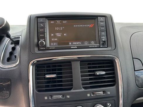 Used 2014 Dodge Grand Caravan SXT w/ Quick Order Package 29G SXT FWD image 15