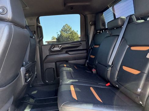 Used 2024 GMC Sierra 2500 AT4 w/ AT4 Premium Plus Package image 14