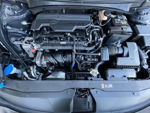 Used 2022 Hyundai Elantra SEL w/ Convenience Package image 33