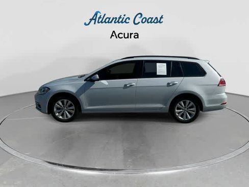 Used 2019 Volkswagen Golf S AWD/4WD image 5